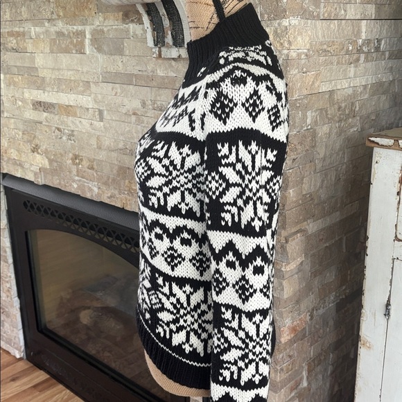 Ann Taylor black and white fair isle mock neck long sleeve sweater - Picture 6 of 15
